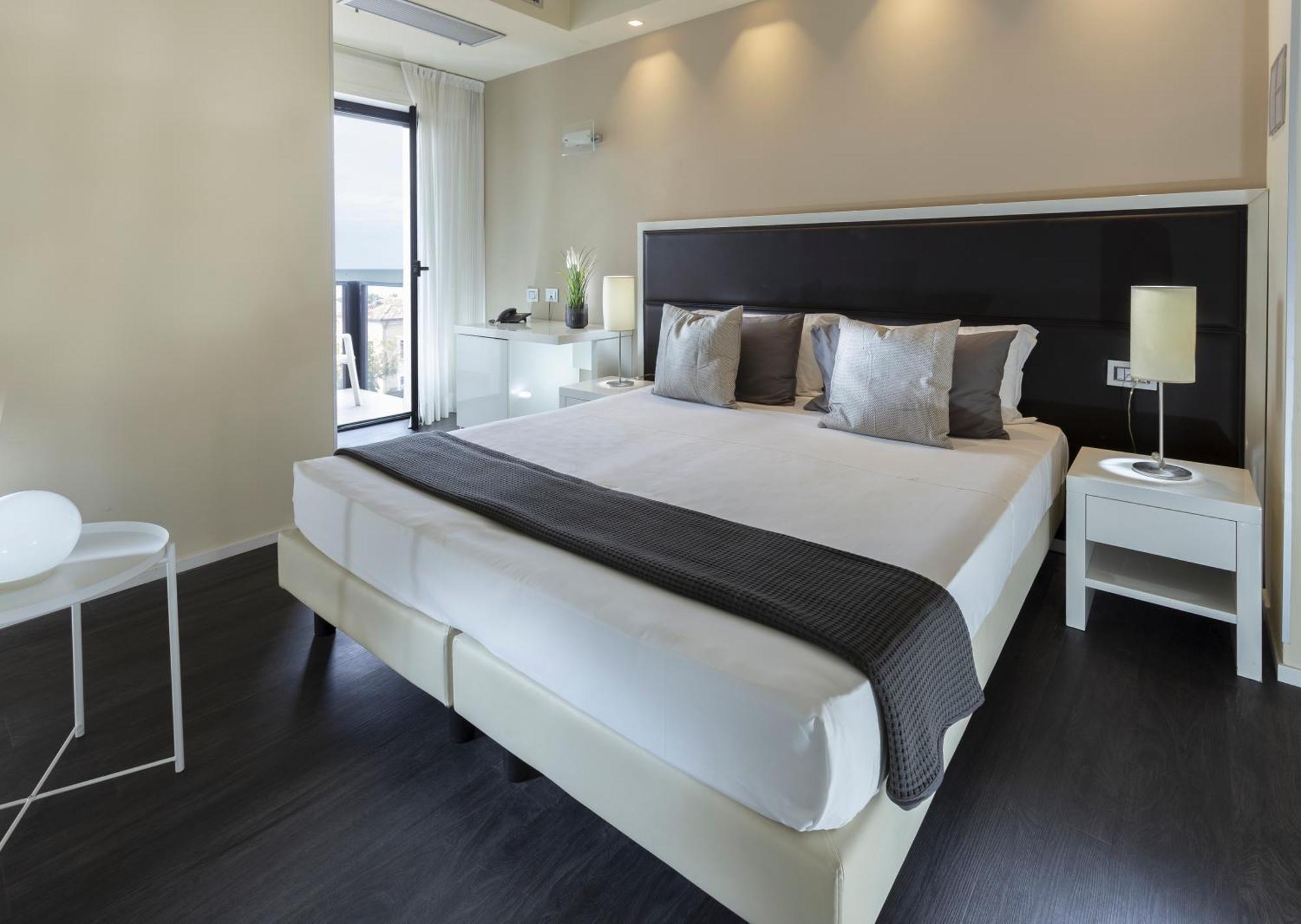 Hotel 2000 ริชโชเน ภายนอก รูปภาพ