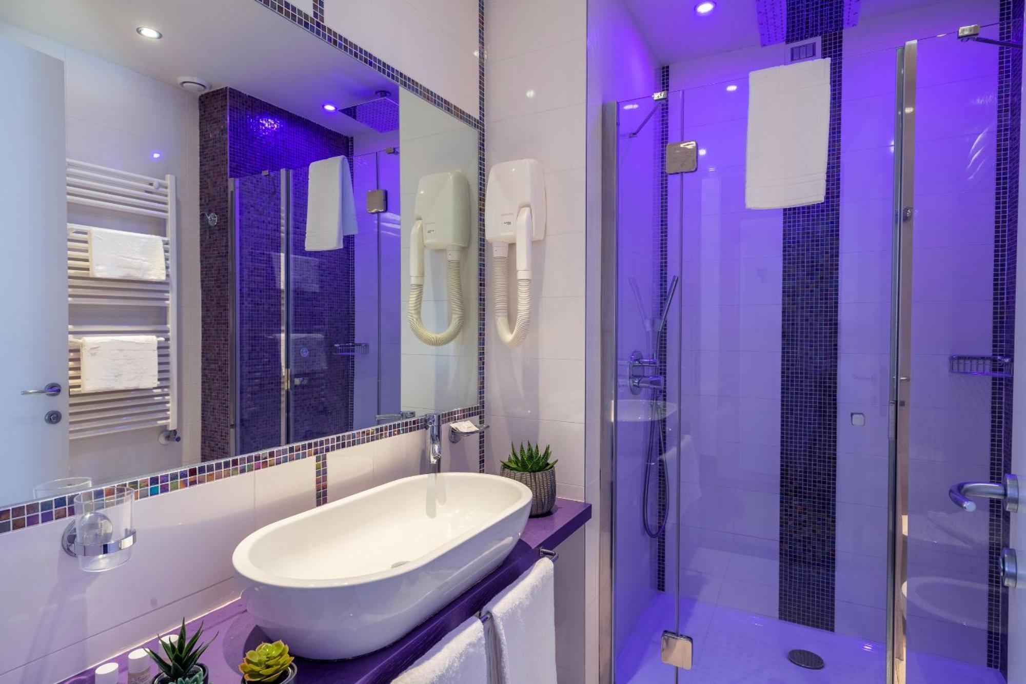 Hotel 2000 ริชโชเน ภายนอก รูปภาพ